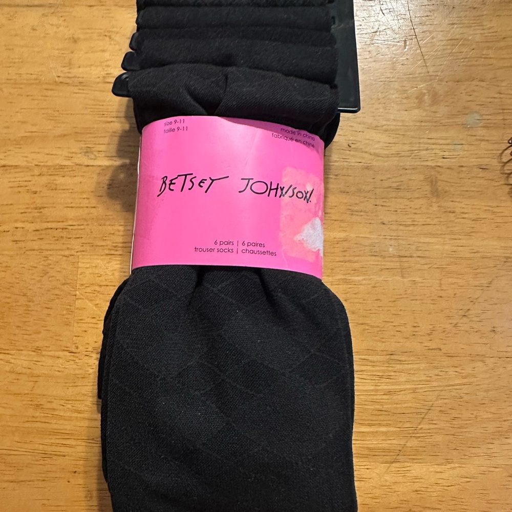 Betsey Johnson Men's Classic Black Dress Socks
